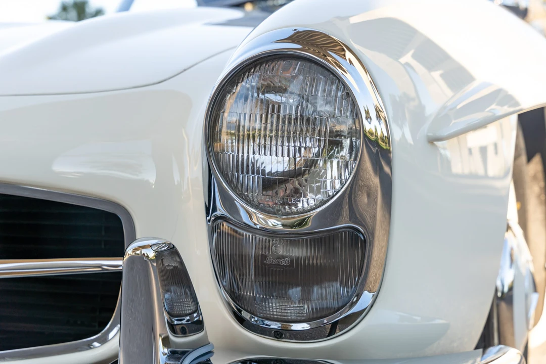 1960 Mercedes-Benz 300SL Roadster - Image 25 of 31