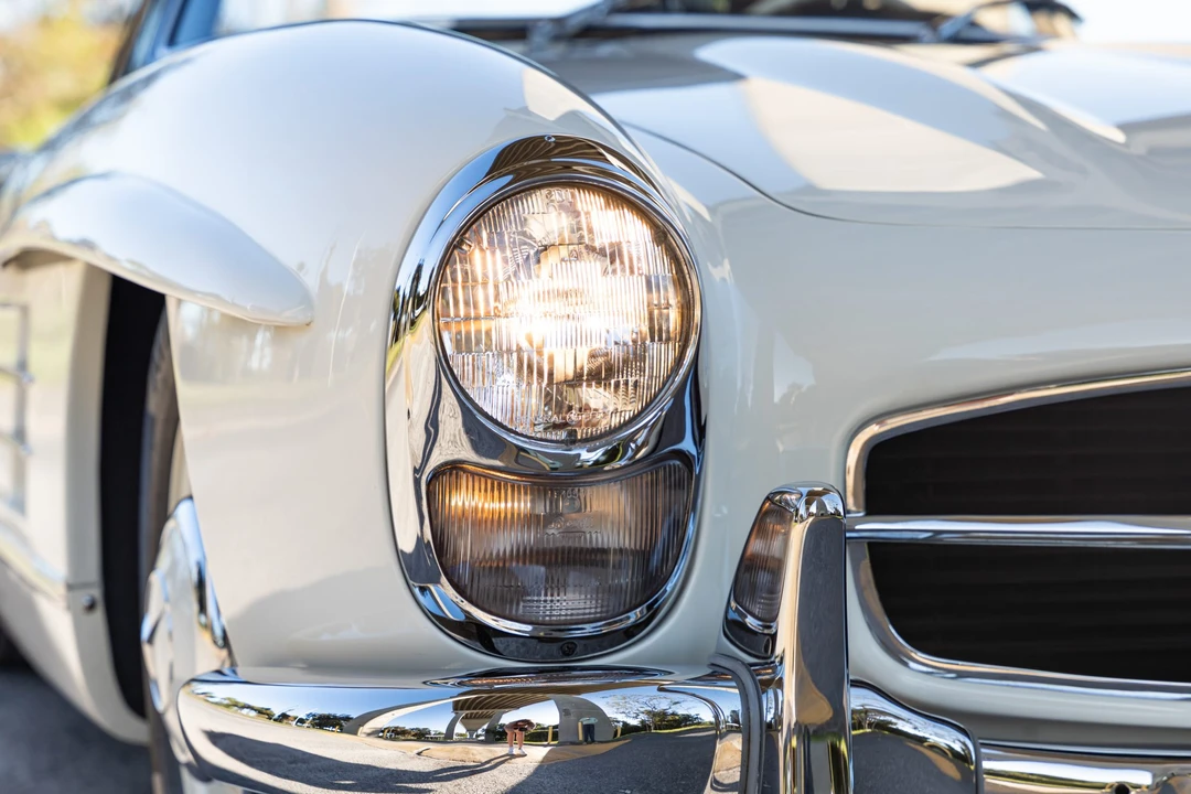 1960 Mercedes-Benz 300SL Roadster - Image 27 of 31