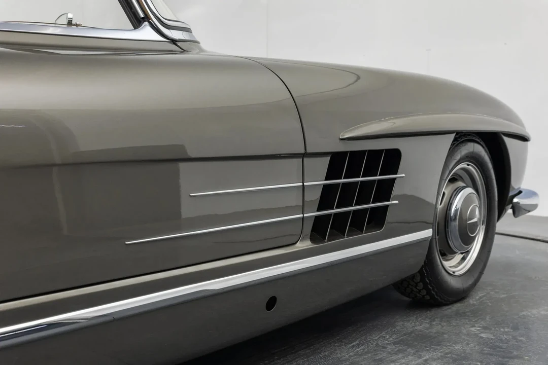 1960 Mercedes-Benz 300SL Roadster - Image 30 of 31