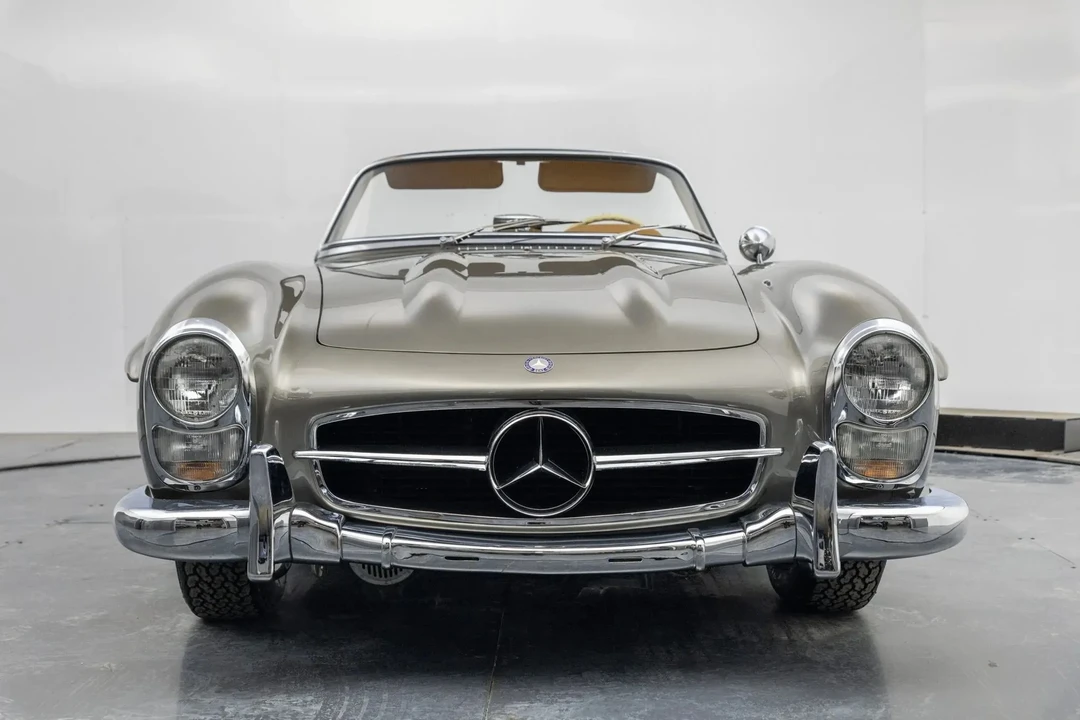 1960 Mercedes-Benz 300SL Roadster - Image 2 of 31