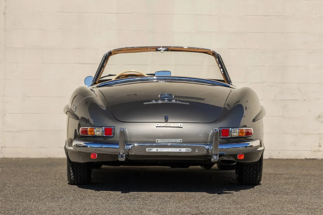 1960 Mercedes-Benz 300SL Roadster - Image 11 of 31