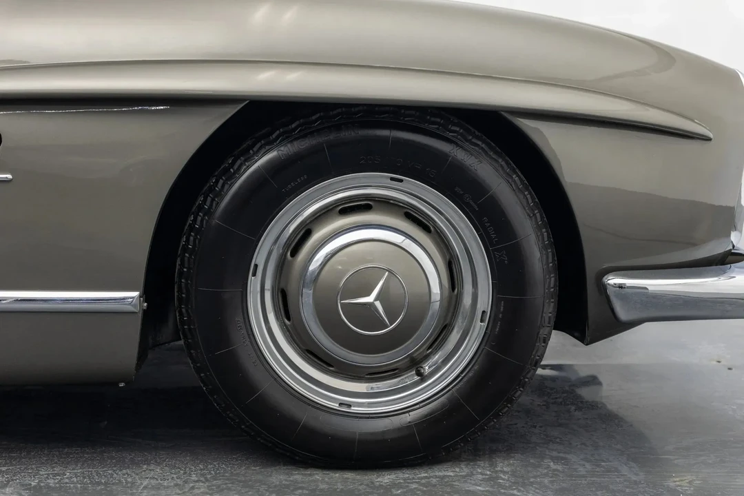 1960 Mercedes-Benz 300SL Roadster - Image 26 of 31