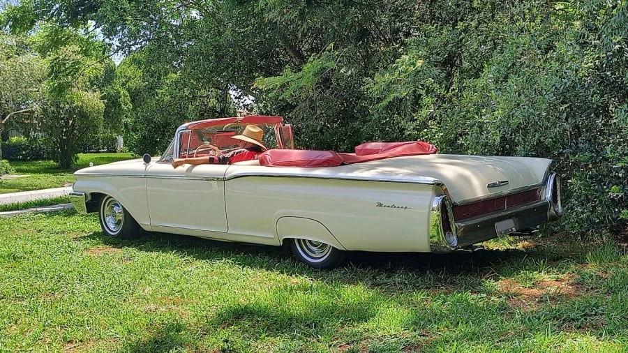 1960 Mercury Monterey - Image 3 of 4
