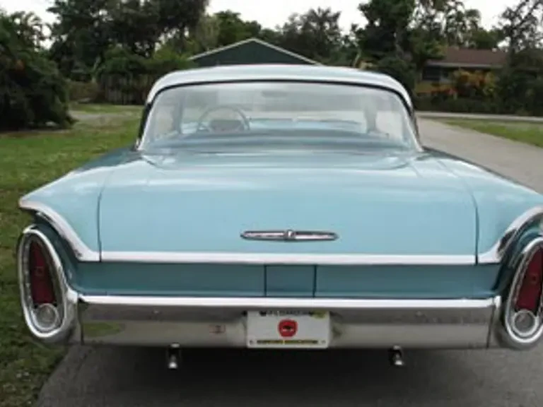 1960 Cord 810 & 812 - Image 5 of 12
