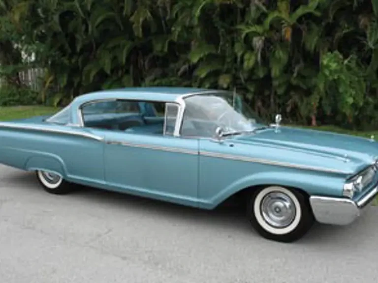 1960 Cord 810 & 812 - Image 12 of 12