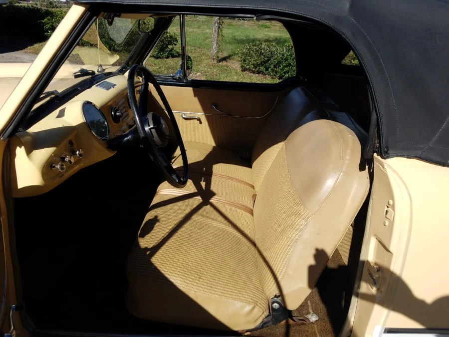 1960 Nash Metropolitan - Image 2 of 12