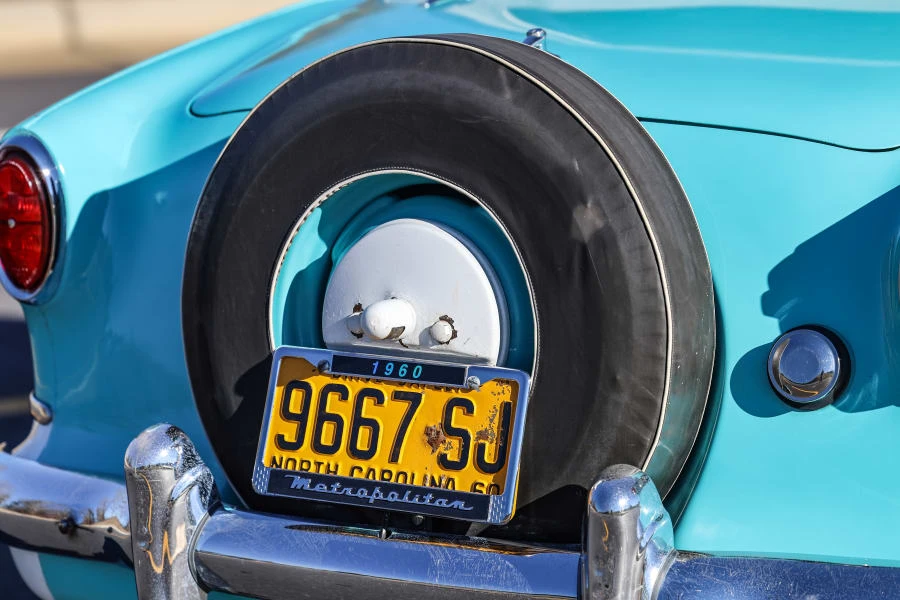 1960 Nash Metropolitan - Image 25 of 31