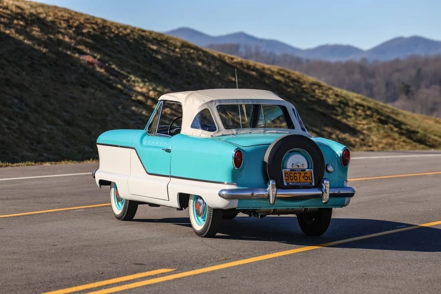 1960 Nash Metropolitan - Image 12 of 31