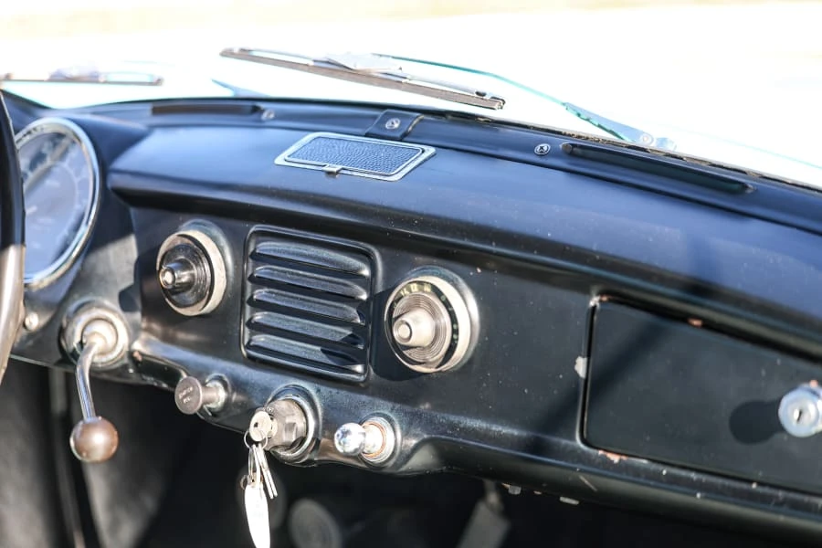 1960 Nash Metropolitan - Image 31 of 31