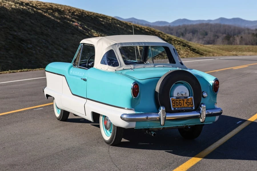 1960 Nash Metropolitan - Image 14 of 31