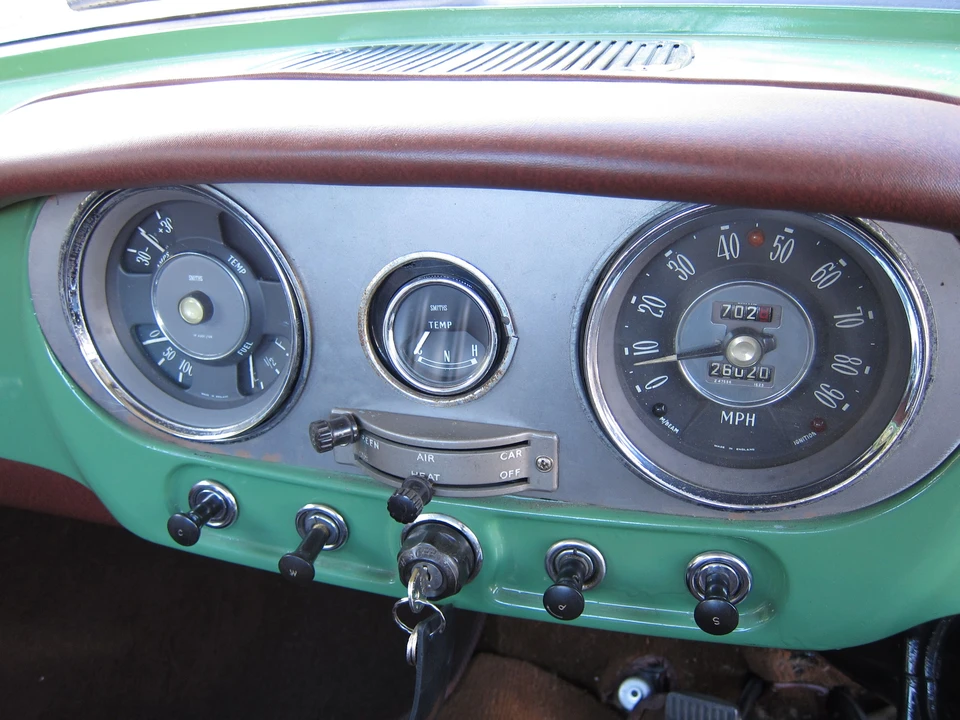 1960 Morris - Image 14 of 17