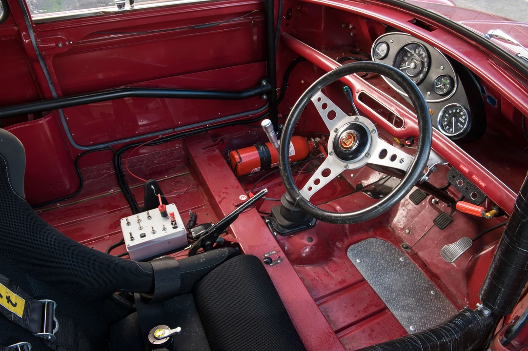 1960 Morris - Image 4 of 14