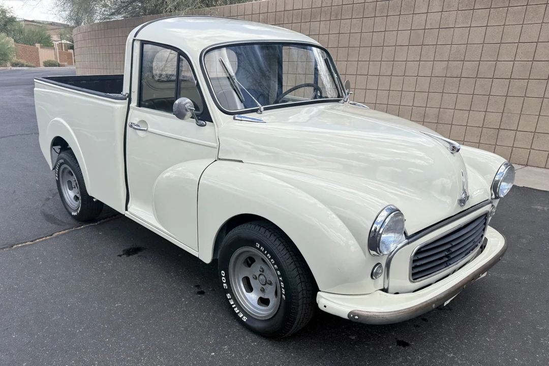 1960 Morris Minor - Image 1 of 31