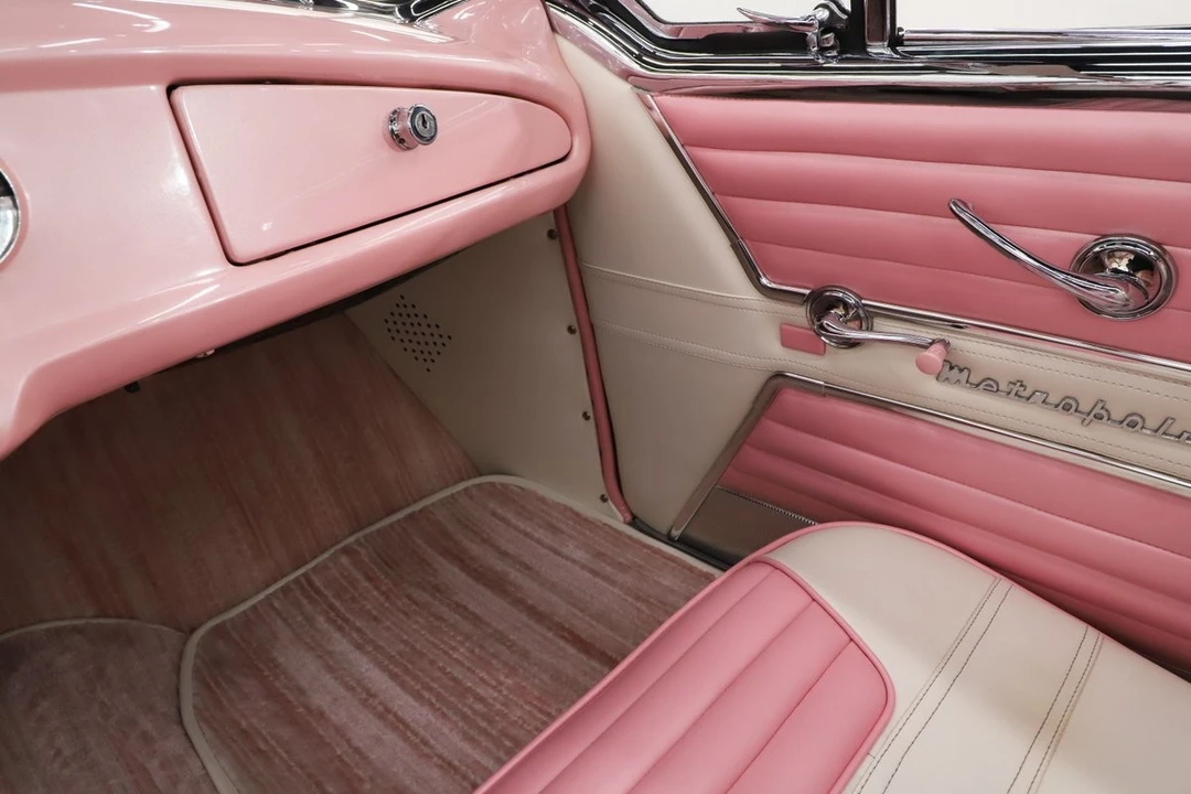 1960 Nash Metropolitan - Image 26 of 31