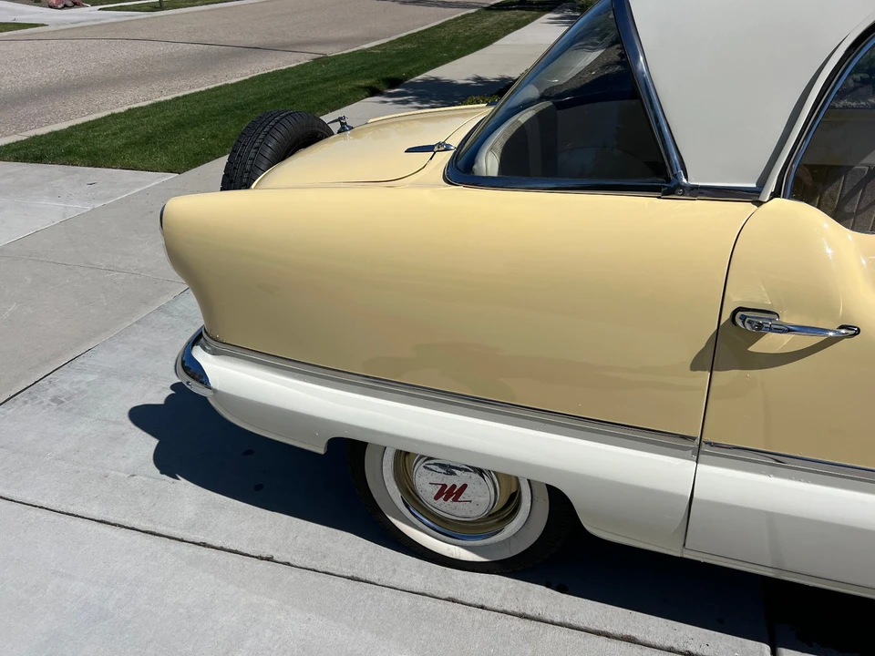 1960 Nash Metropolitan - Image 9 of 21