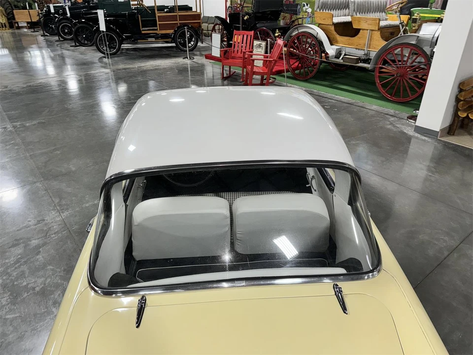 1960 Nash Metropolitan - Image 10 of 30