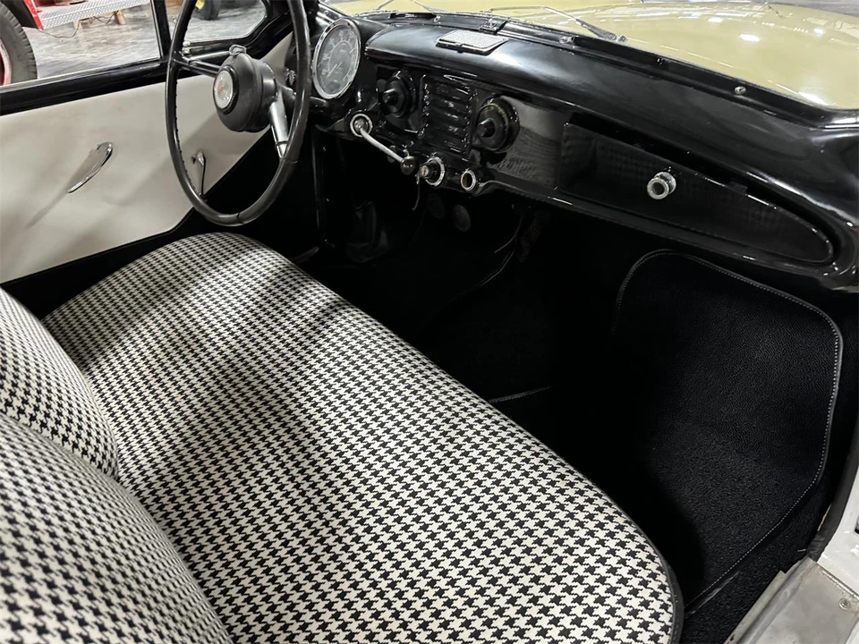 1960 Nash Metropolitan - Image 30 of 30