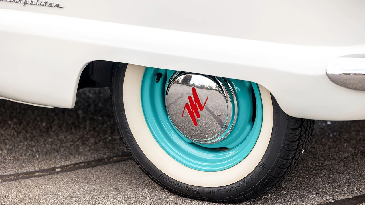 1960 Nash Metropolitan - Image 30 of 31