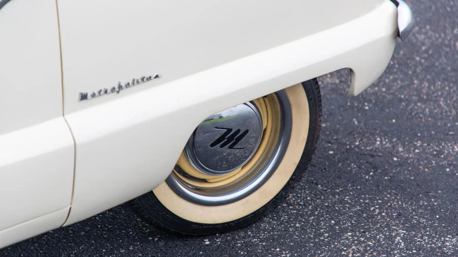 1960 Nash Metropolitan - Image 11 of 12