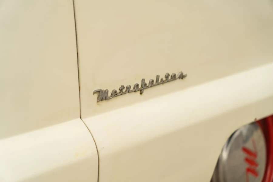 1960 Nash Metropolitan - Image 13 of 19