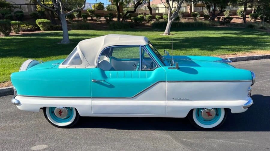 1960 Nash Metropolitan - Image 2 of 24