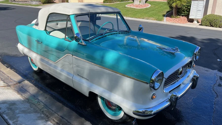 1960 Nash Metropolitan - Image 8 of 24