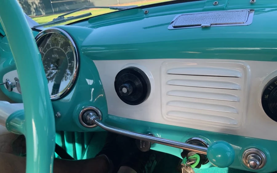 1960 Nash Metropolitan - Image 16 of 24