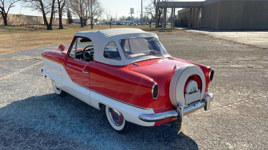 1960 Nash Metropolitan - Image 9 of 31