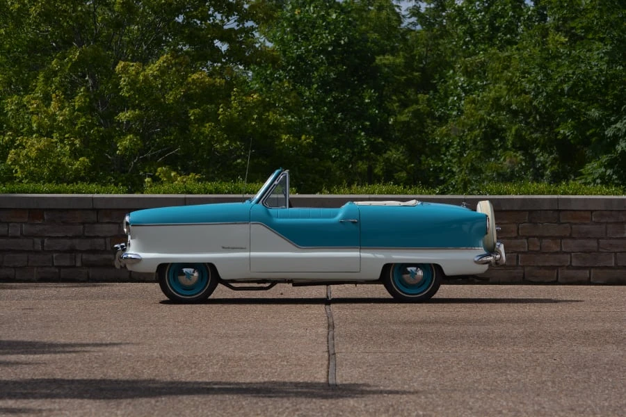 1960 Nash Metropolitan - Image 2 of 12
