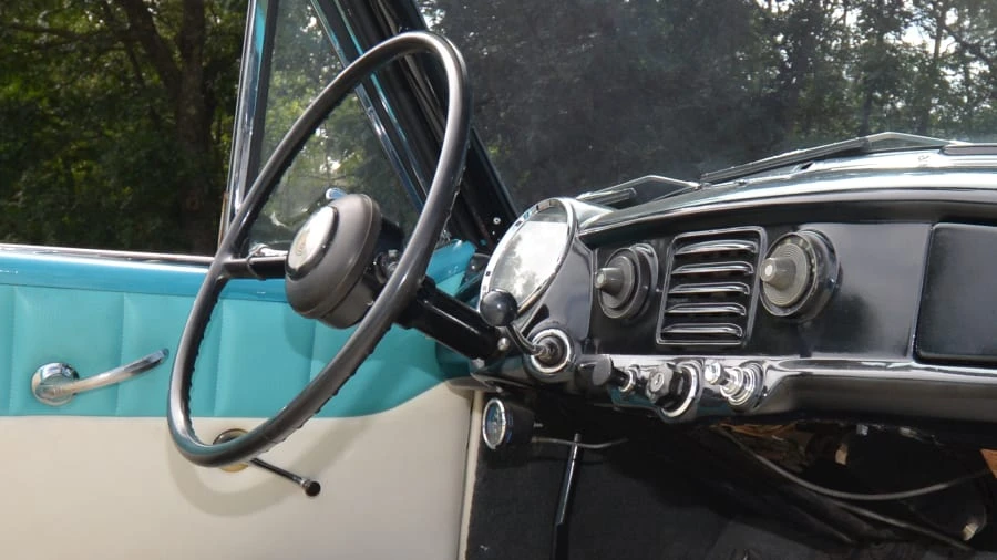 1960 Nash Metropolitan - Image 10 of 12