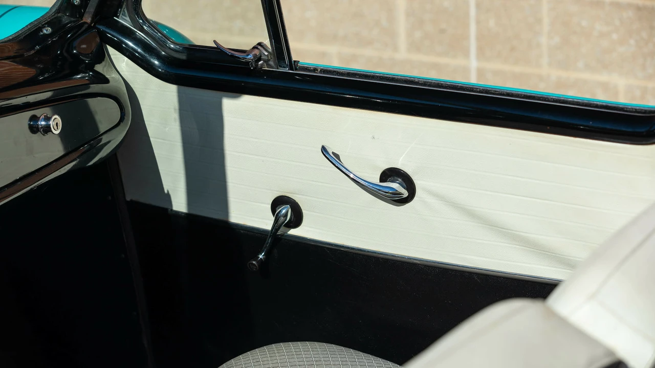 1960 Nash Metropolitan - Image 21 of 22