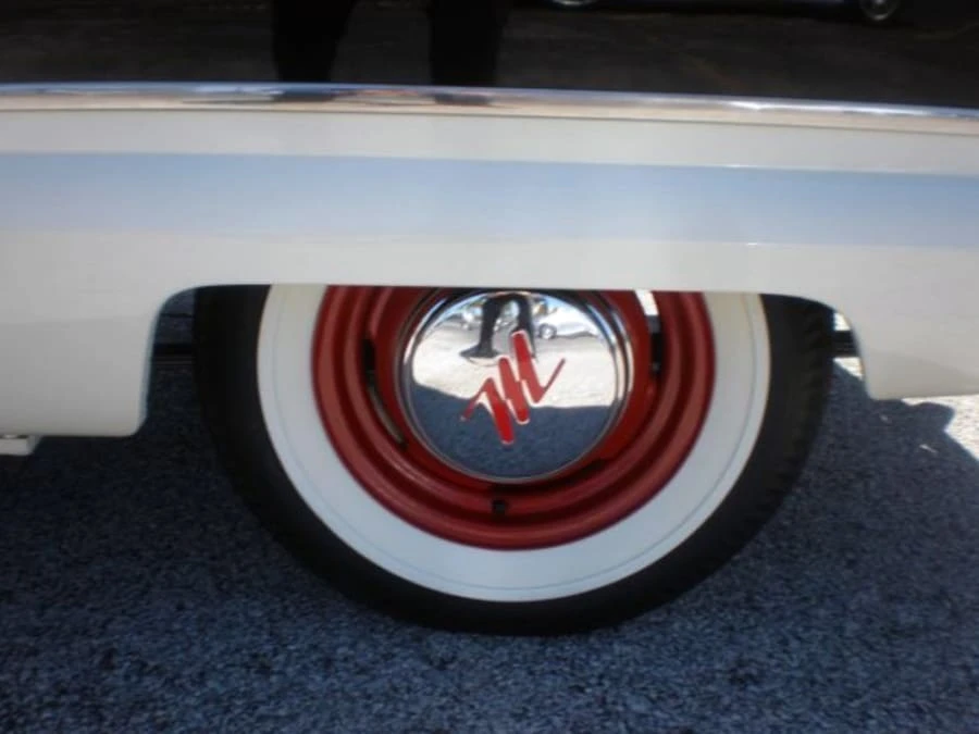 1960 Nash Metropolitan - Image 8 of 8