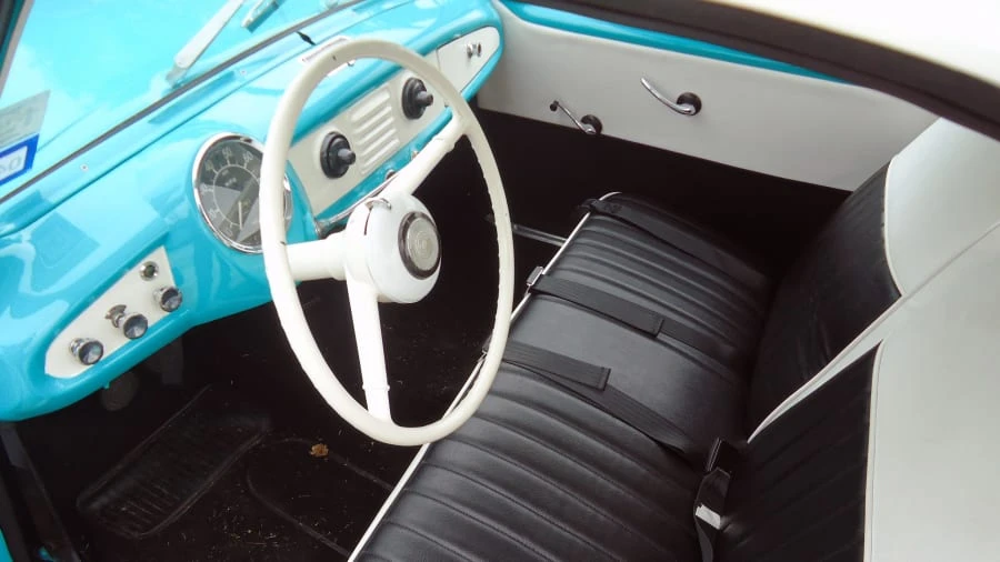 1960 Nash Metropolitan - Image 4 of 11