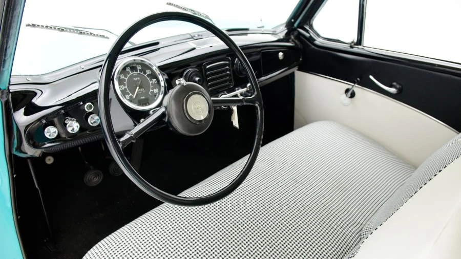 1960 Nash Metropolitan - Image 4 of 12