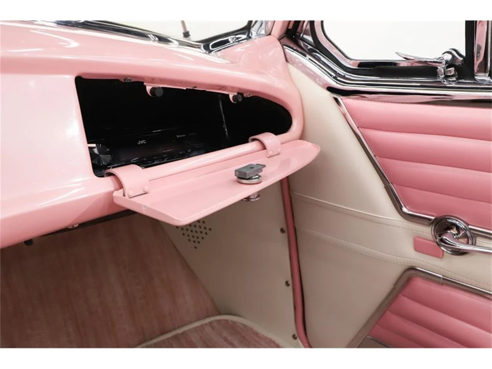 1960 Nash Metropolitan - Image 27 of 31