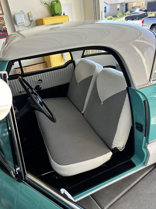 1960 Nash Metropolitan - Image 5 of 9