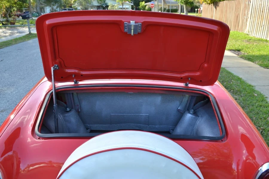 1960 Nash Metropolitan - Image 9 of 12