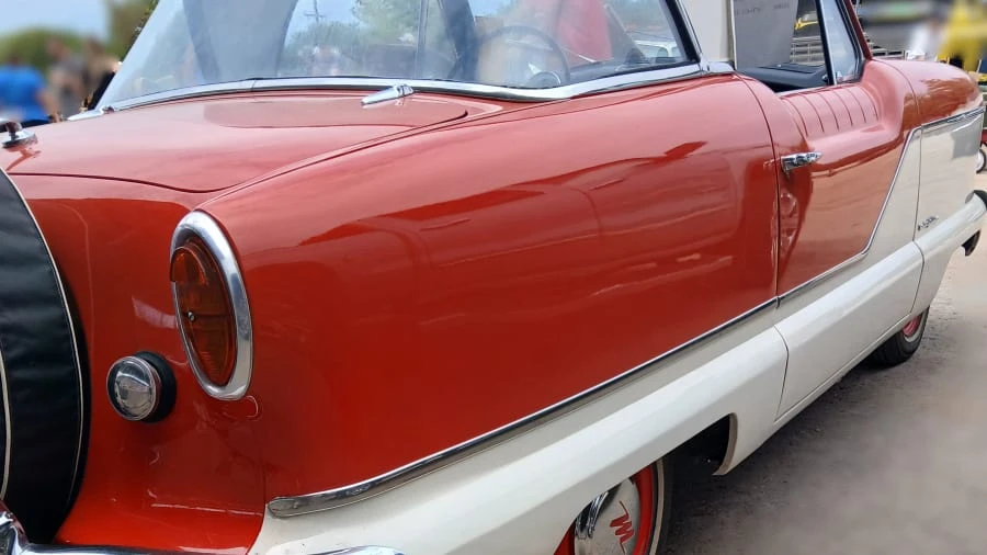 1960 Nash Metropolitan - Image 7 of 7