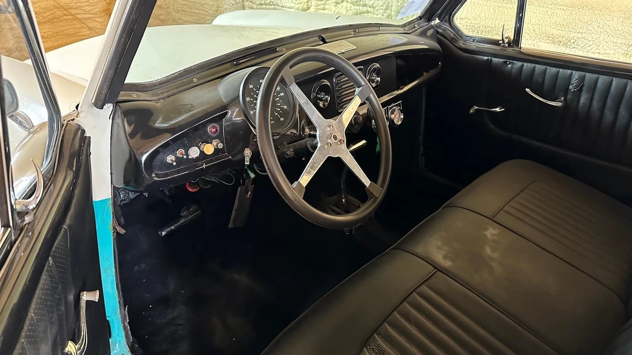 1960 Nash Metropolitan - Image 2 of 6