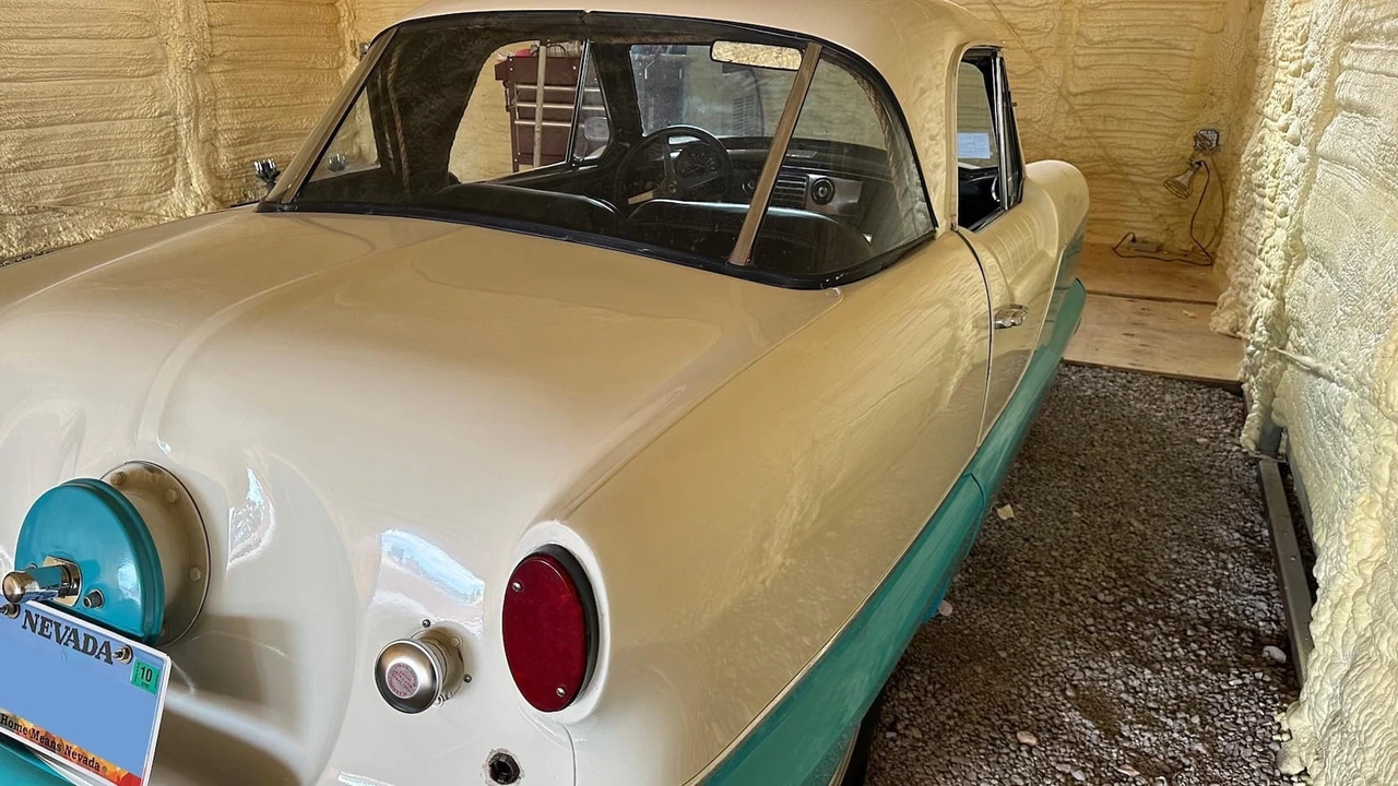 1960 Nash Metropolitan - Image 5 of 6