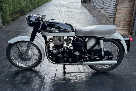1960 Norton Dominator 99
