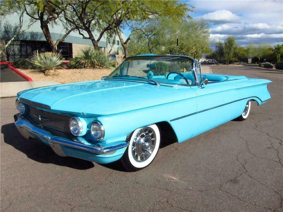 1960 Oldsmobile 98 - Image 2 of 5
