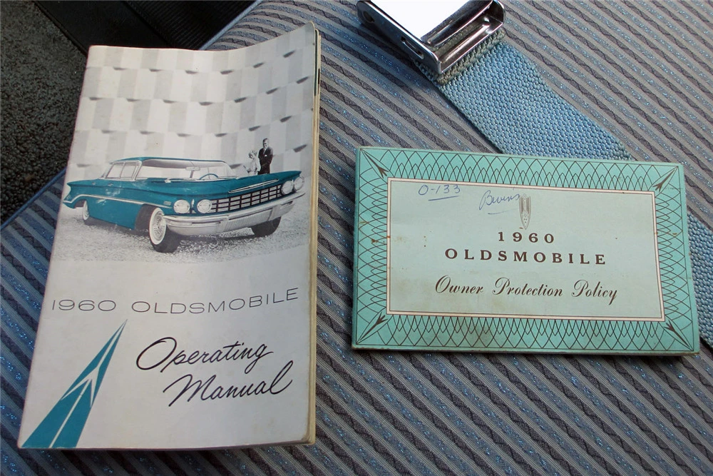 1960 Oldsmobile 88 - Image 6 of 6