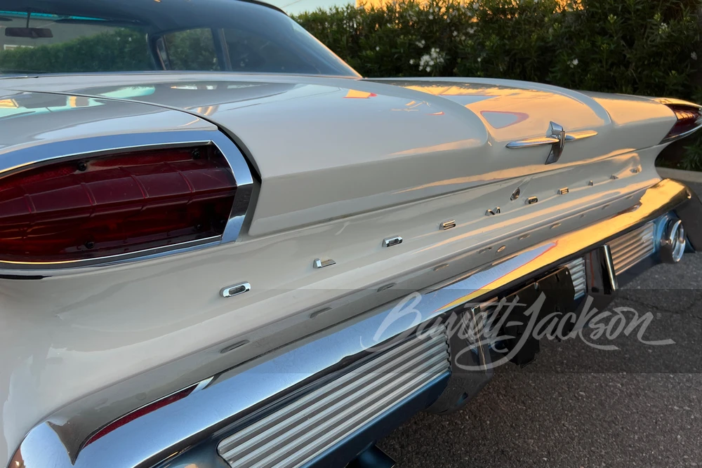 1960 Oldsmobile 88 - Image 8 of 13