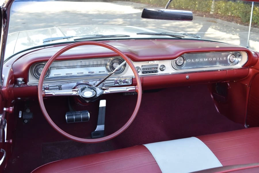 1960 Oldsmobile 88 - Image 6 of 10