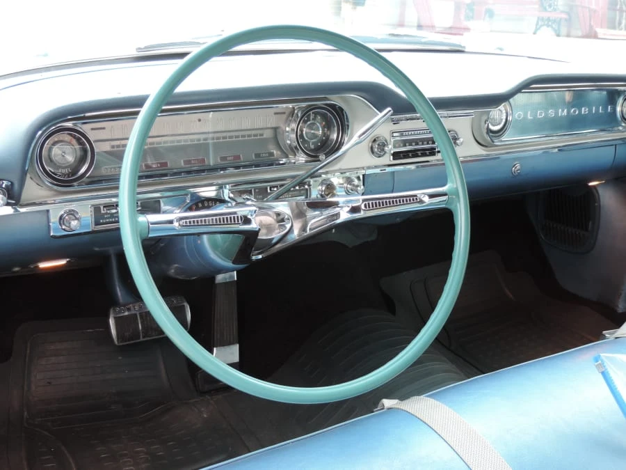 1960 Oldsmobile 88 - Image 4 of 4