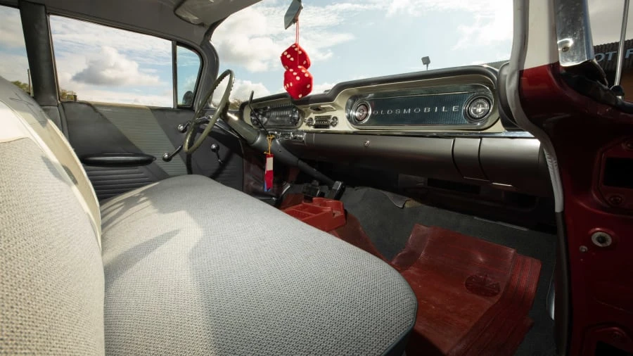 1960 Oldsmobile 88 - Image 5 of 25