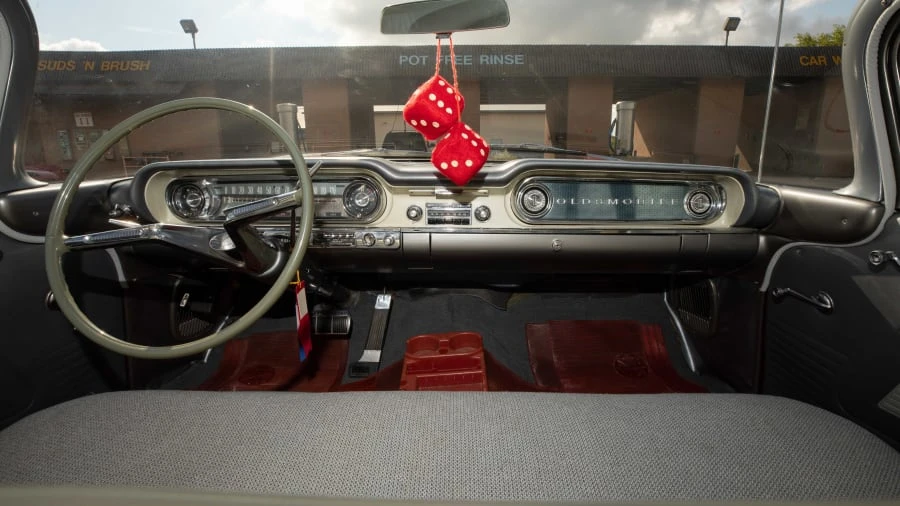 1960 Oldsmobile 88 - Image 15 of 25