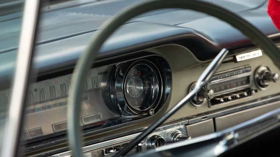 1960 Oldsmobile 88 - Image 24 of 25