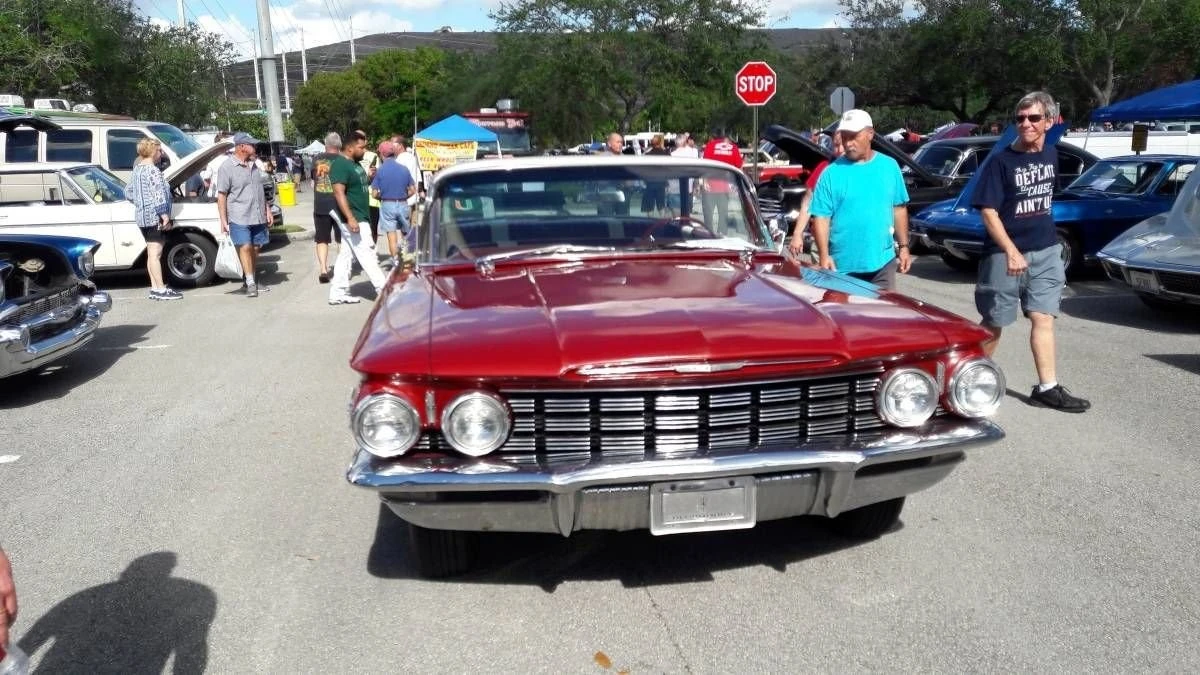 1960 Oldsmobile 88 - Image 2 of 19